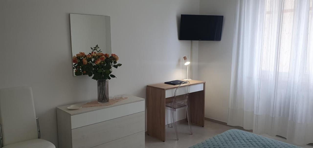 Casa Riblo E Flo Appartement Monopoli Buitenkant foto