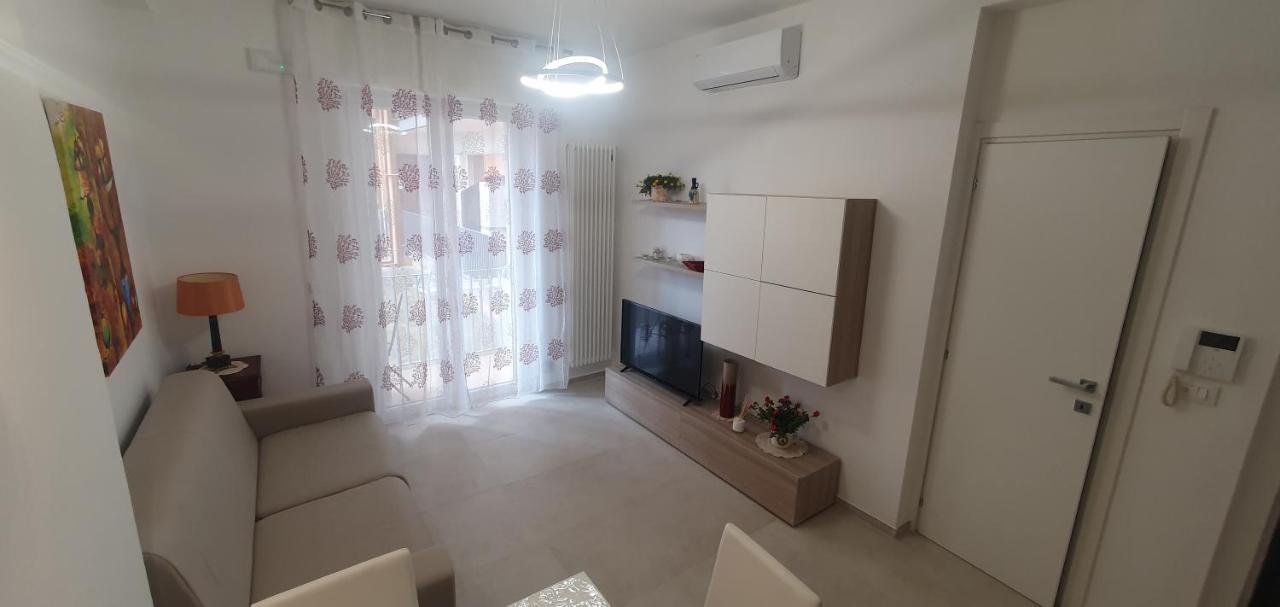 Casa Riblo E Flo Appartement Monopoli Buitenkant foto