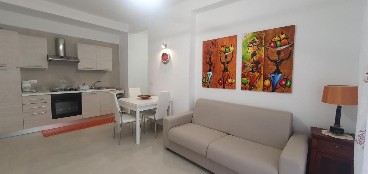 Casa Riblo E Flo Appartement Monopoli Buitenkant foto
